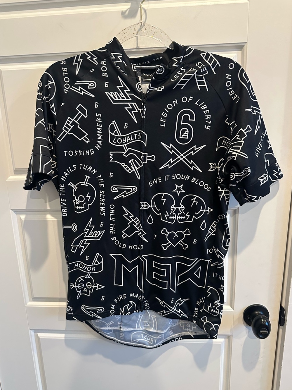 Twin Six Men’s Meta graffiti cycling jersey